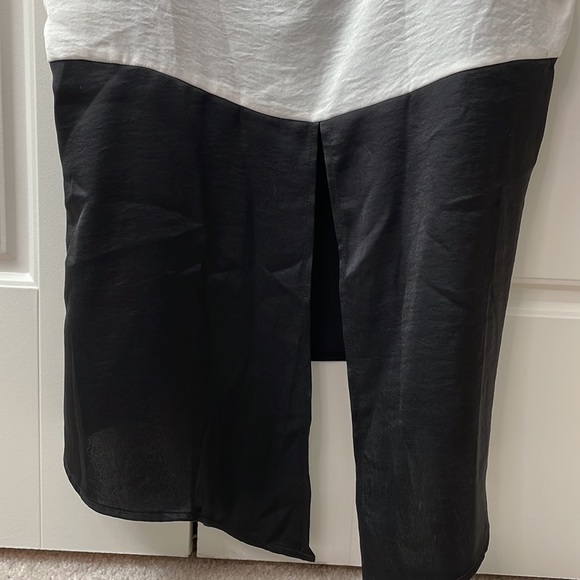 BCBG Lucie colorblock open back top small - Picture 8 of 13